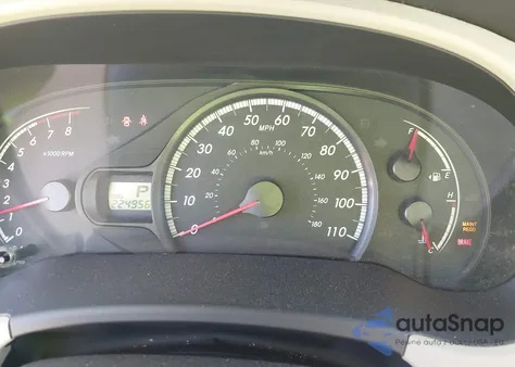 2011 Toyota Sienna Base V6 z USA, uszkodzony, nr VIN 5TDZK3DC5BS025001